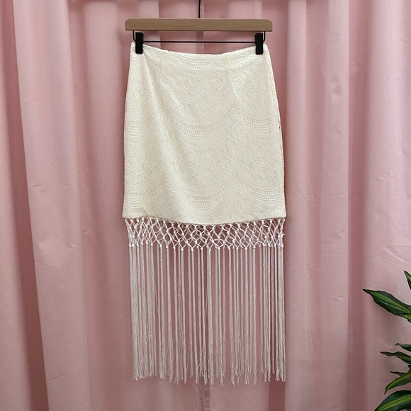 Tularosa Ivory Revolve Barcelona Lace Fringe Skirt - Picture 5 of 10